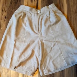 VINTAGE Size 16 khaki shorts